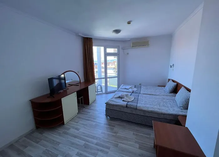 Night Panorama Готель Несебир