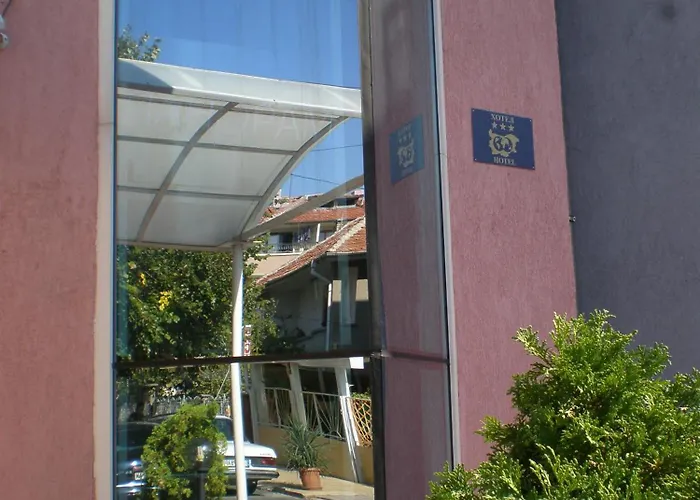 Готель Night Panorama 3*