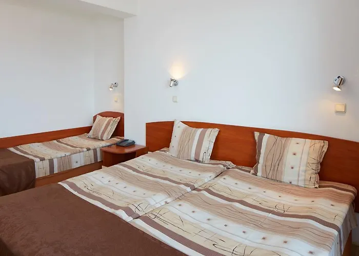 Готель Night Panorama Несебир