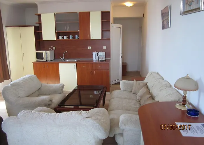 Готель Night Panorama 3*